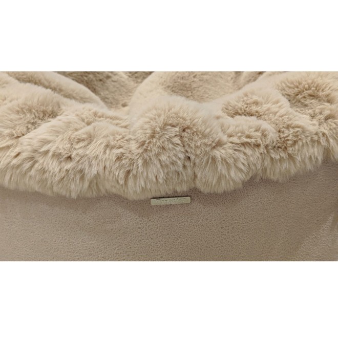 Rundes Hundebett mit Buddeldecke in Nerzfell-Optik creme