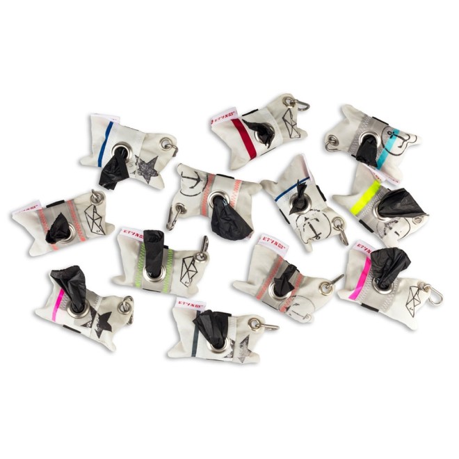 Maritime Kotbeutelspender aus Segeltuch