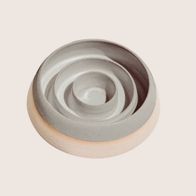 Handgefertigter Slow Feeder Keramik grau