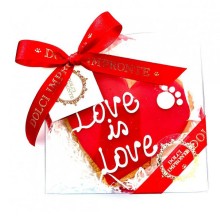 Herz-Hundekuchen LOVE is LOVE in Geschenkbox